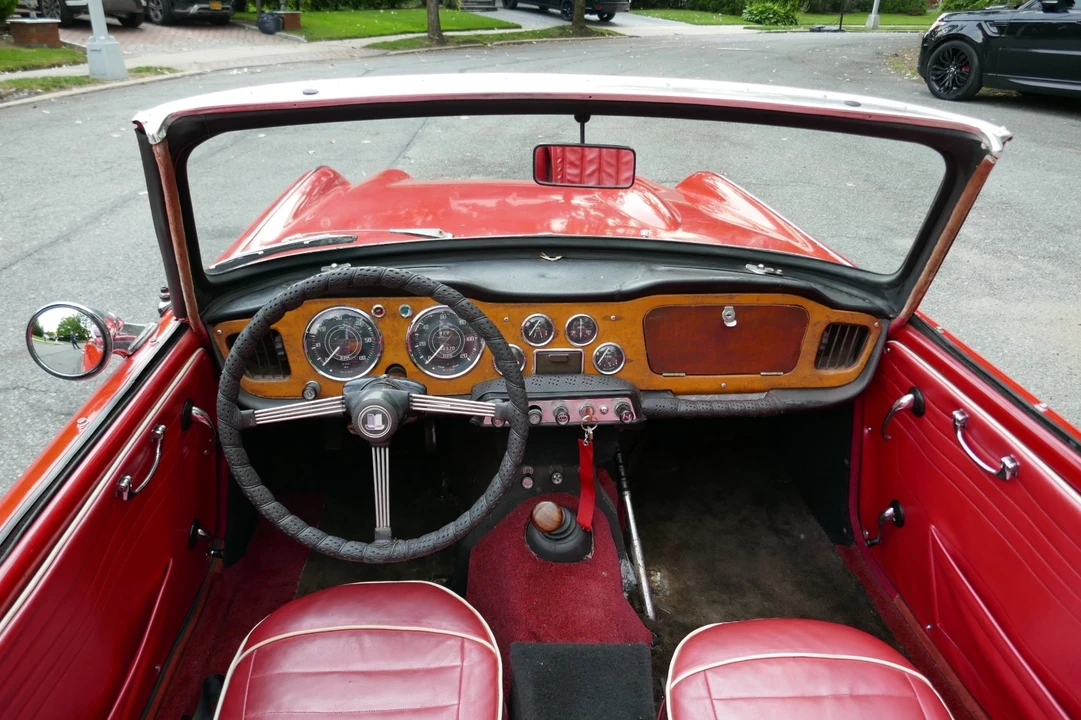 1962 Triumph TR4 - Image 12 of 31