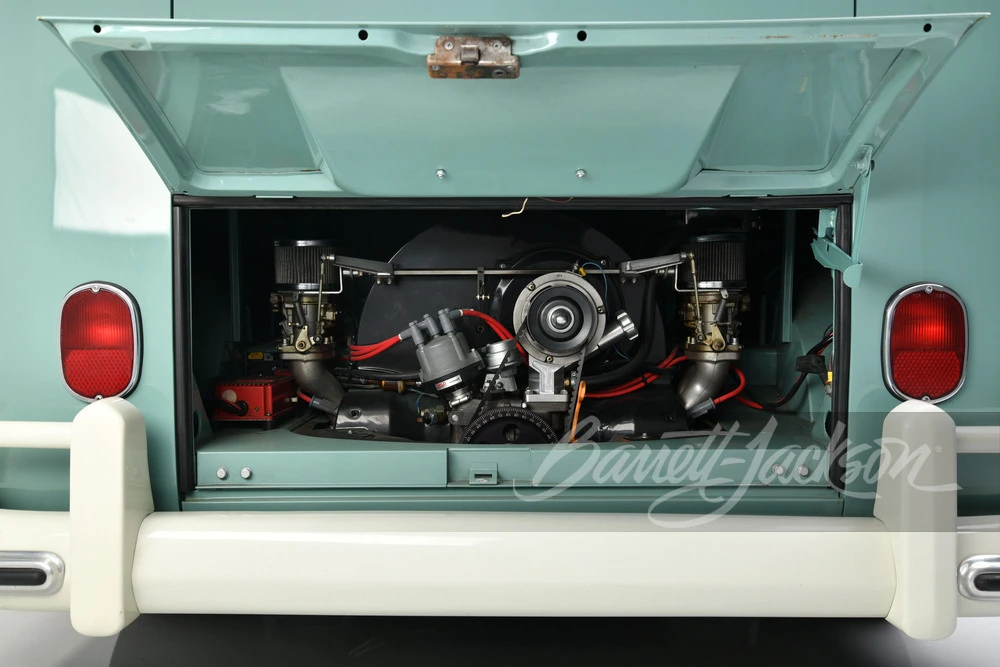 1962 Volkswagen Split-Window Bus - Image 2 of 31