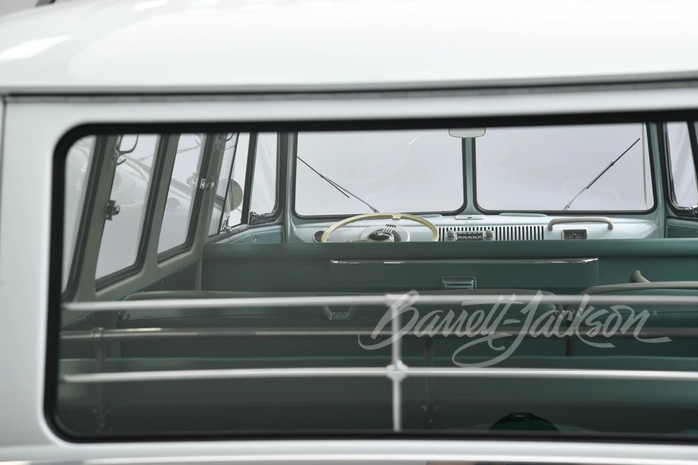 1962 Volkswagen Split-Window Bus - Image 13 of 31