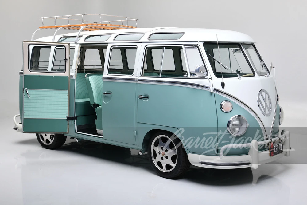 1962 Volkswagen Split-Window Bus - Image 28 of 31