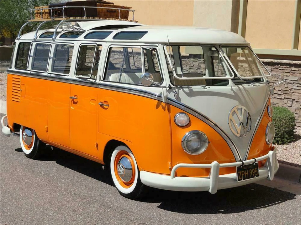 1962 Volkswagen Split-Window Bus - Image 2 of 5