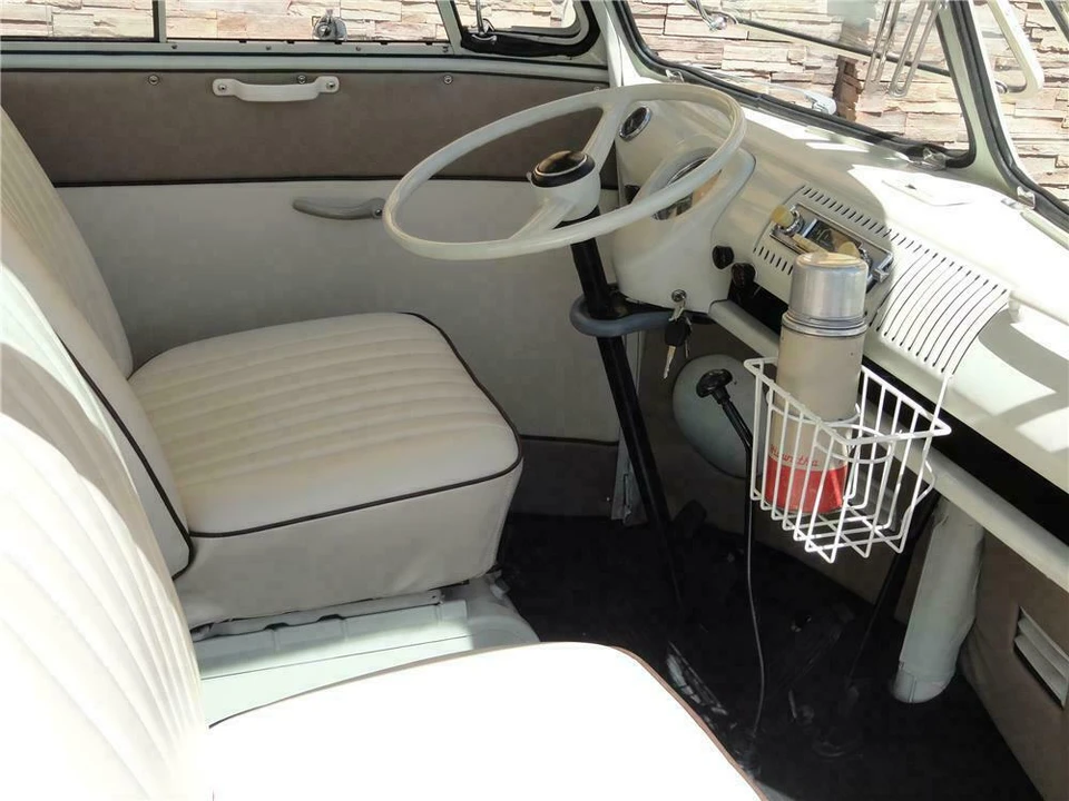 1962 Volkswagen Split-Window Bus - Image 4 of 5