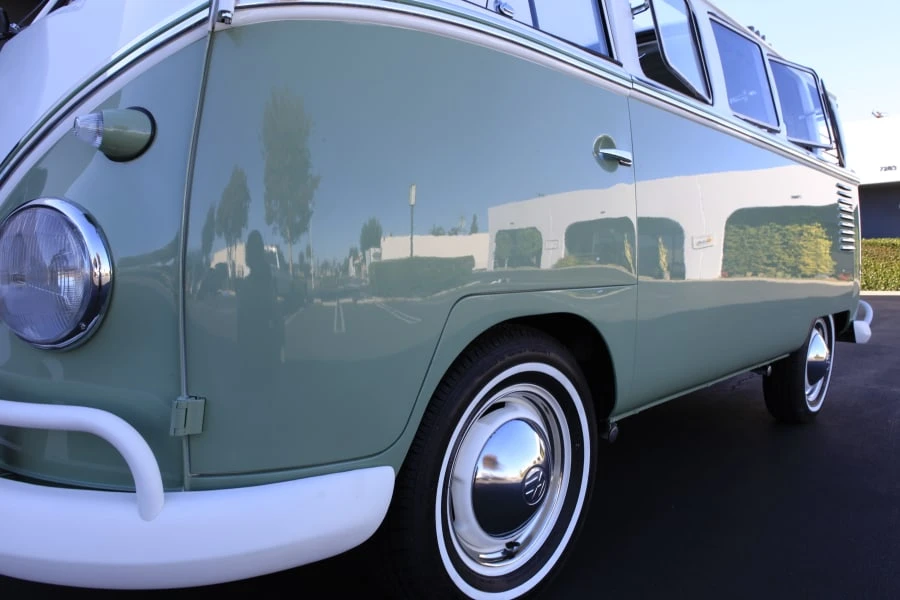 1962 Volkswagen Split-Window Bus - Image 5 of 7