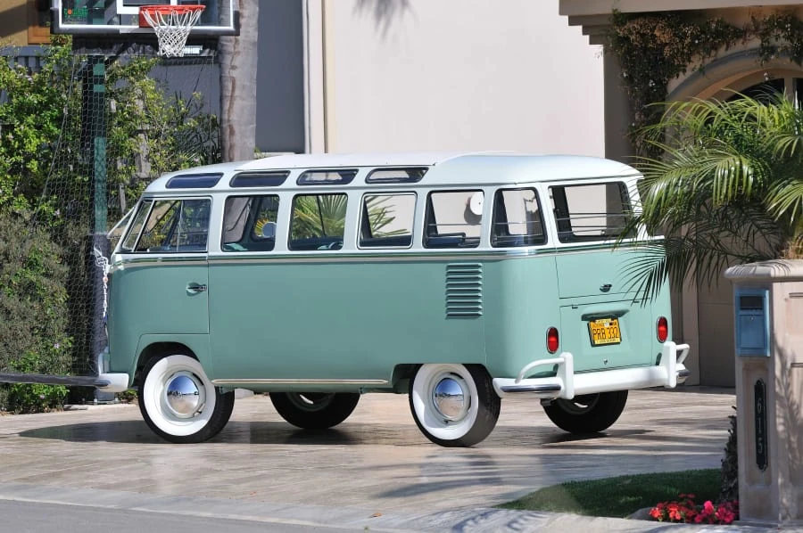 1962 Volkswagen Split-Window Bus - Image 3 of 12