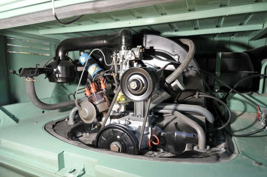 1962 Volkswagen Split-Window Bus - Image 7 of 12