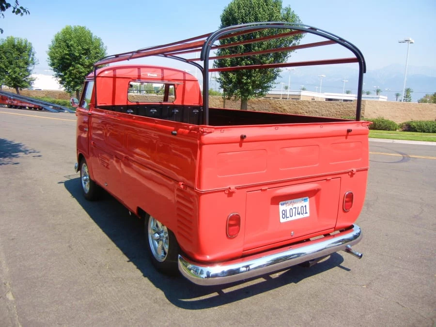 1962 Volkswagen Split-Window Bus - Image 3 of 8
