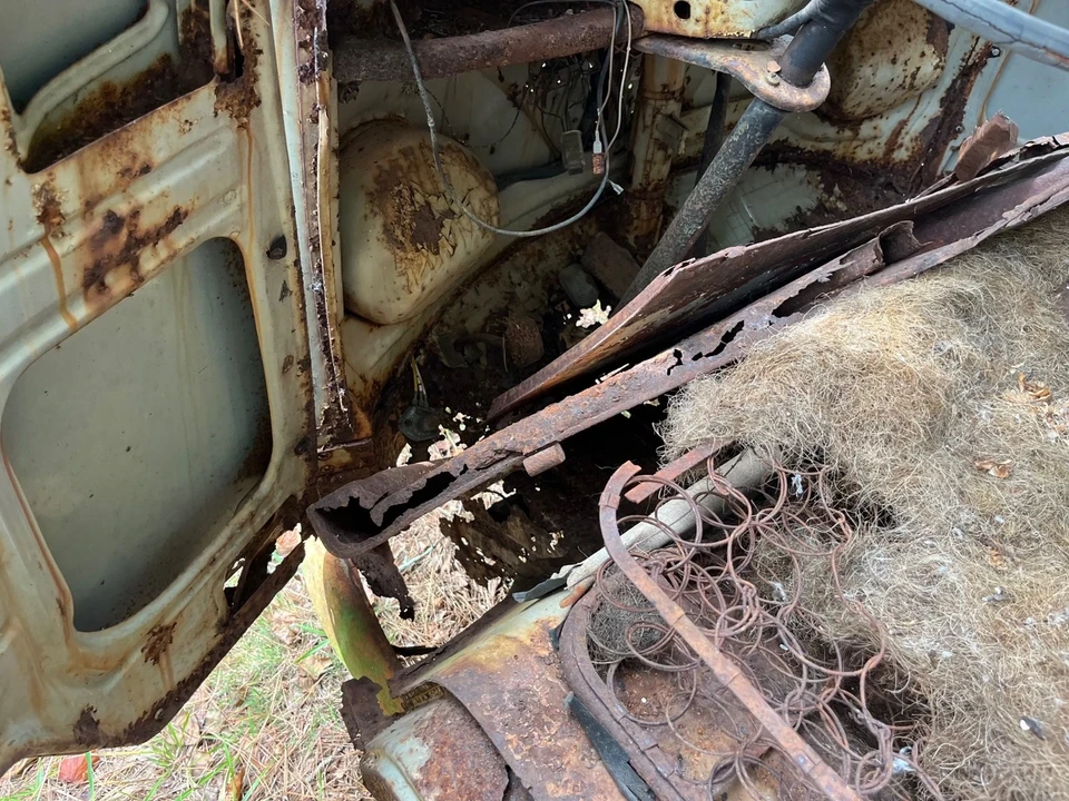 1962 Volkswagen Split-Window Bus - Image 16 of 18