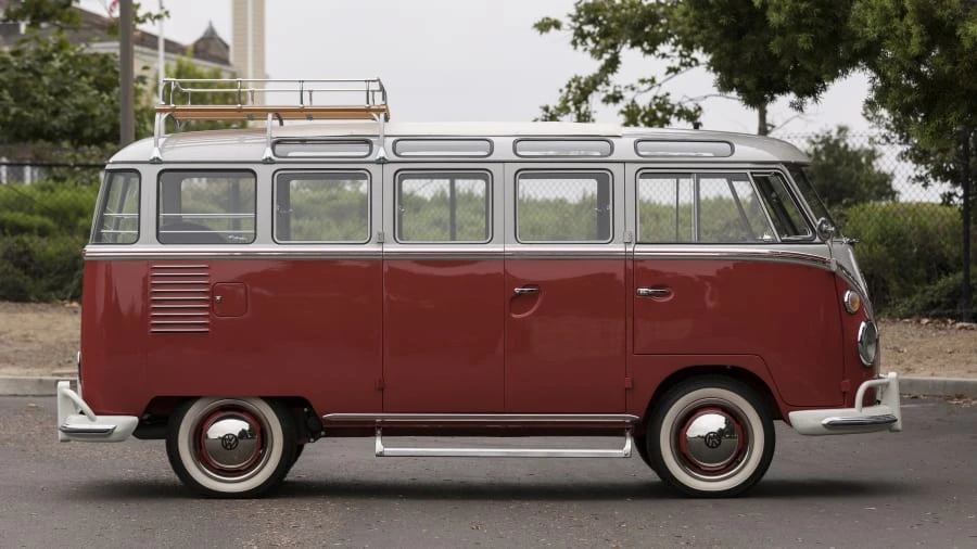 1962 Volkswagen Split-Window Bus - Image 2 of 12