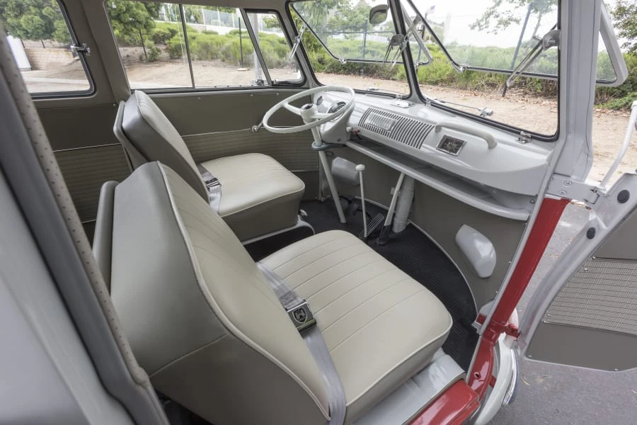 1962 Volkswagen Split-Window Bus - Image 5 of 12