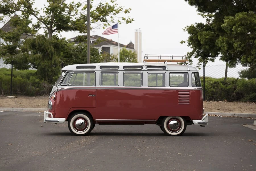 1962 Volkswagen Split-Window Bus - Image 8 of 12