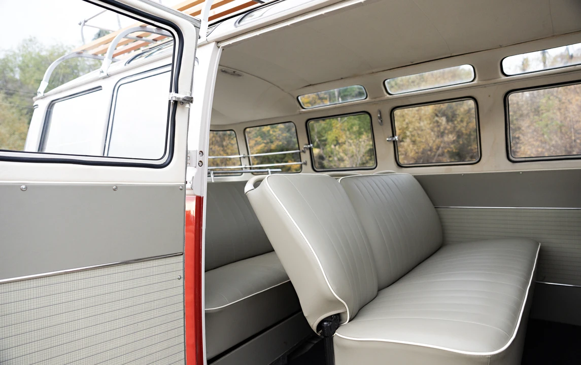 1962 Volkswagen Split-Window Bus - Image 27 of 31
