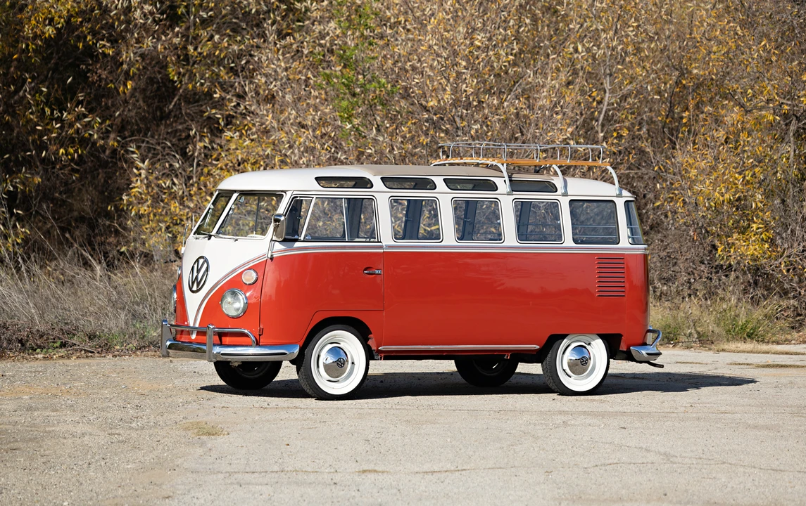 1962 Volkswagen Split-Window Bus - Image 17 of 31