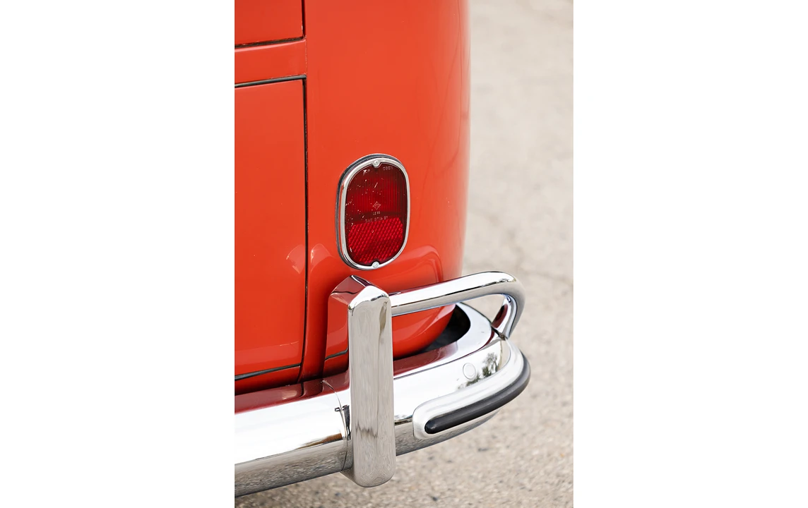 1962 Volkswagen Split-Window Bus - Image 23 of 31