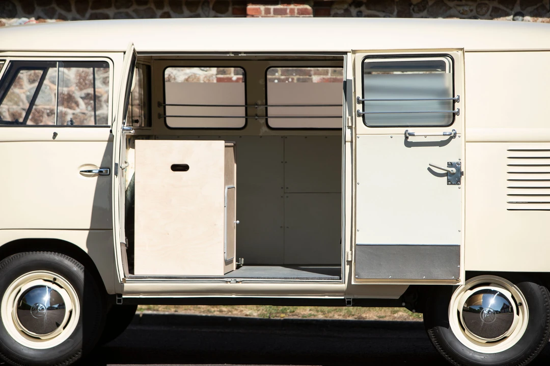 1962 Volkswagen Split-Window Bus - Image 22 of 30
