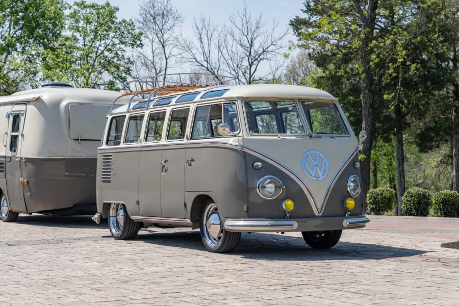 1962 Volkswagen Split-Window Bus - Image 6 of 31