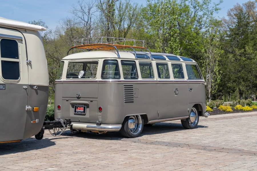 1962 Volkswagen Split-Window Bus - Image 3 of 31