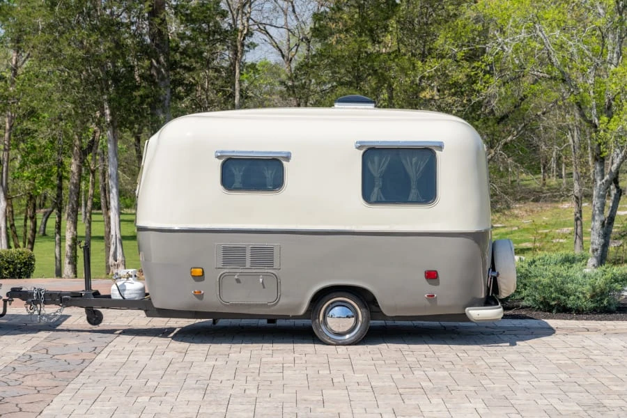 1962 Volkswagen Split-Window Bus - Image 24 of 31
