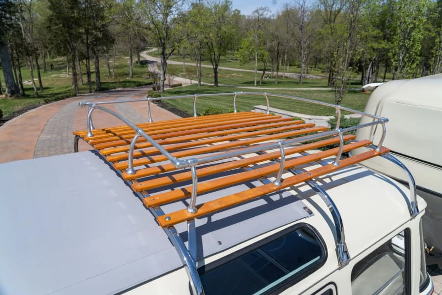 1962 Volkswagen Split-Window Bus - Image 17 of 31