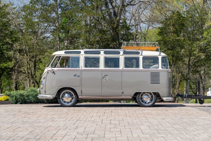 1962 Volkswagen Split-Window Bus - Image 23 of 31
