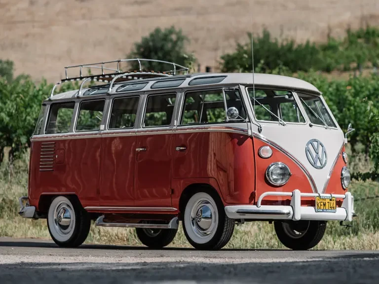 1962 Volkswagen Split-Window Bus - Image 2 of 31
