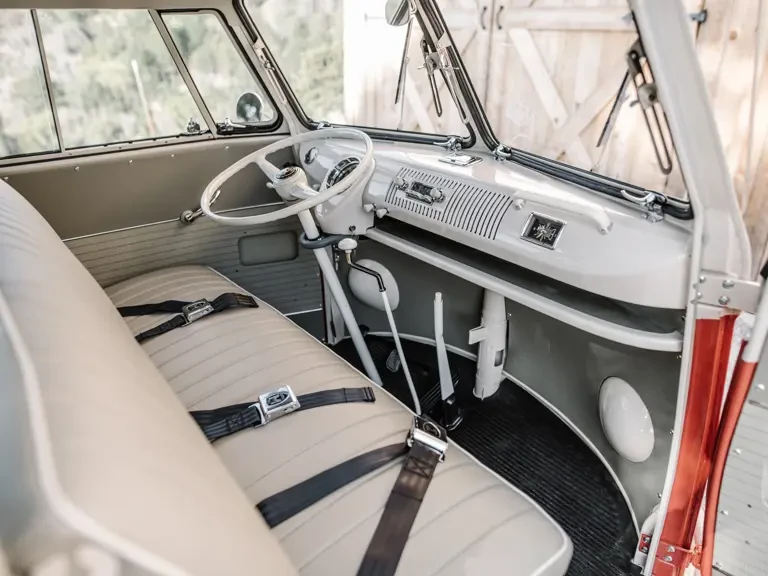 1962 Volkswagen Split-Window Bus - Image 10 of 31