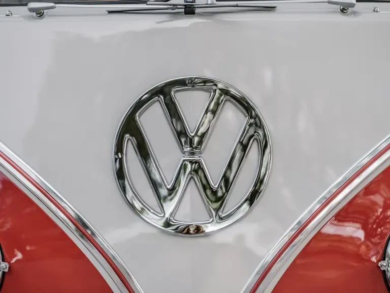 1962 Volkswagen Split-Window Bus - Image 7 of 31