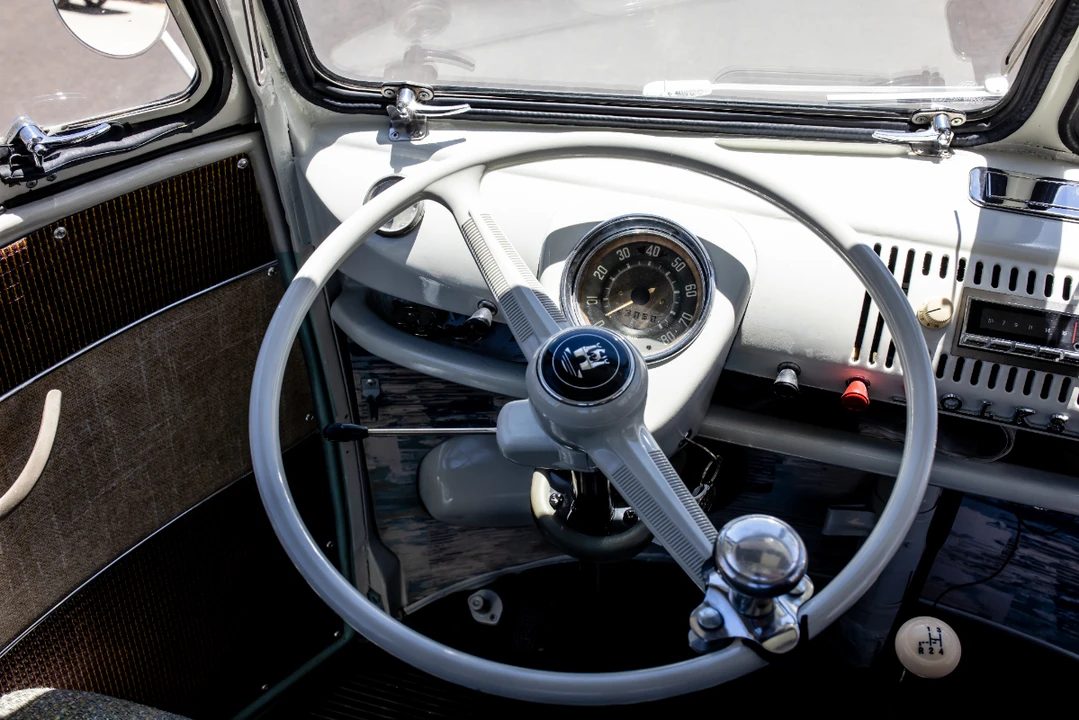 1962 Volkswagen Split-Window Pickup - Image 30 of 31