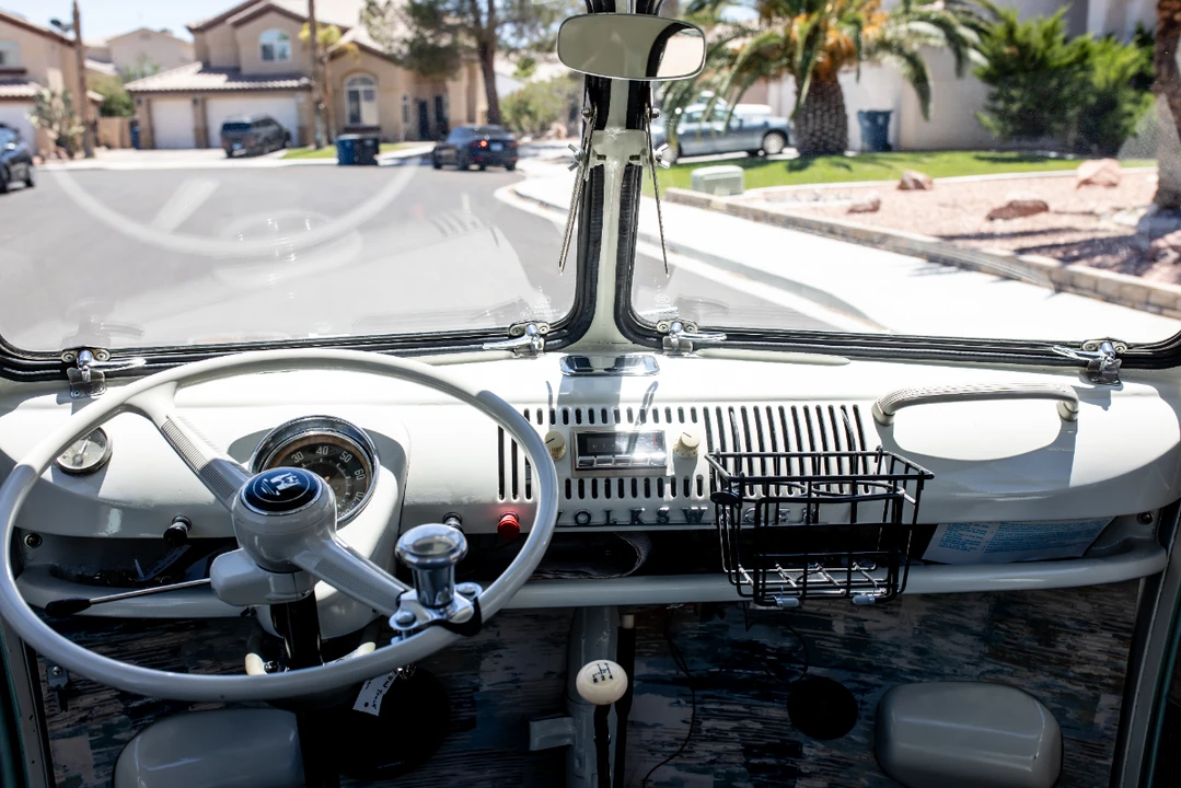 1962 Volkswagen Split-Window Pickup - Image 27 of 31