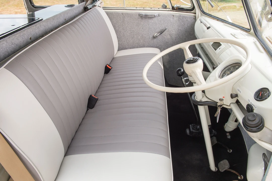 1962 Volkswagen Split-Window Camper - Image 17 of 31