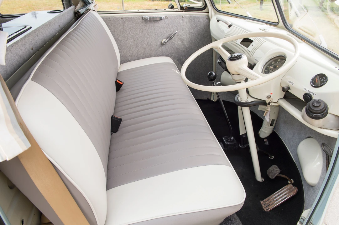 1962 Volkswagen Split-Window Camper - Image 16 of 31