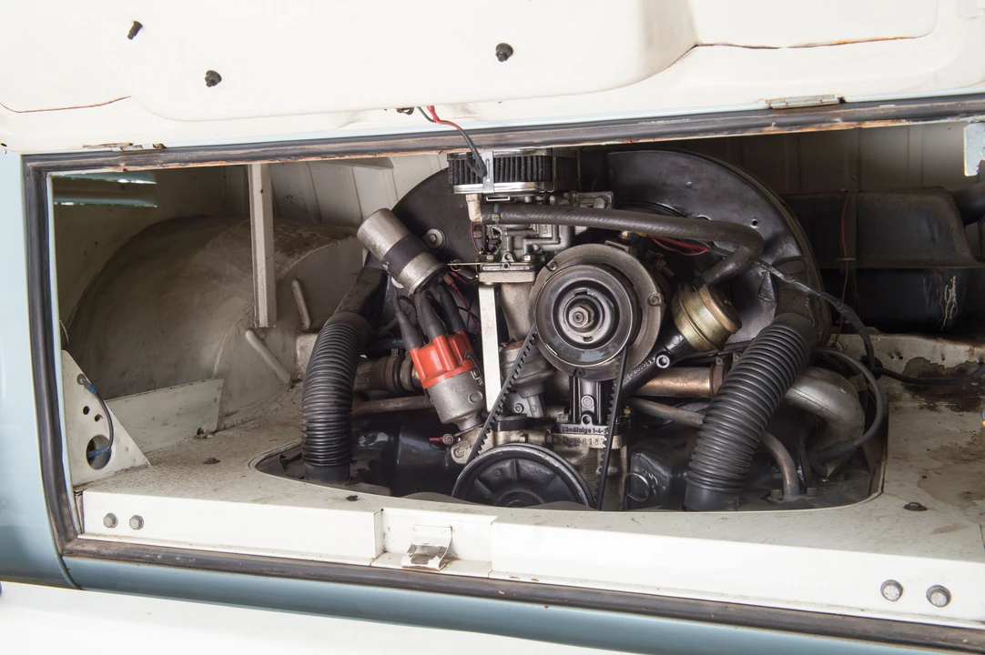 1962 Volkswagen Split-Window Camper - Image 11 of 31
