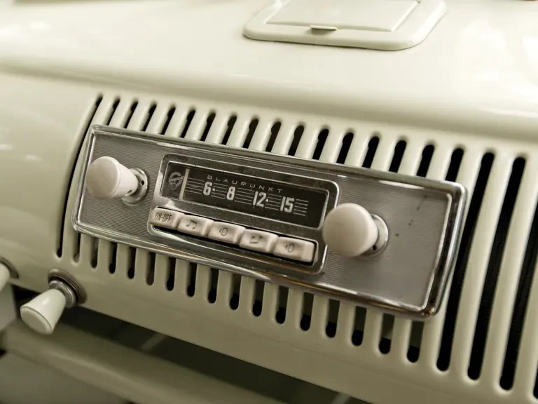 1962 Volkswagen Split-Window Camper - Image 14 of 22