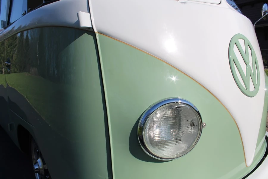 1962 Volkswagen Split-Window Bus - Image 9 of 10