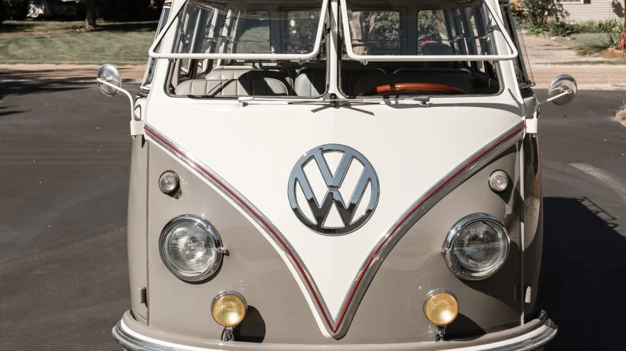 1962 Volkswagen Split-Window Bus - Image 21 of 31