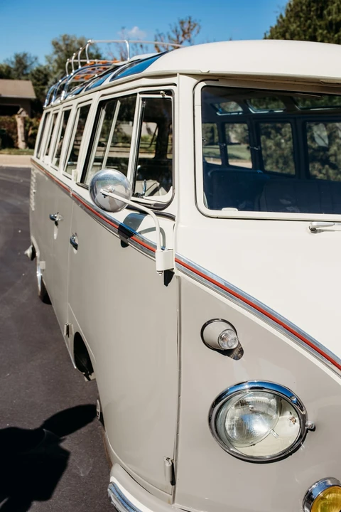 1962 Volkswagen Split-Window Bus - Image 6 of 31