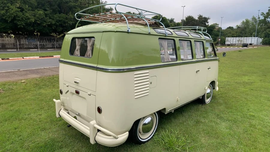 1962 Volkswagen Split-Window Bus - Image 7 of 31