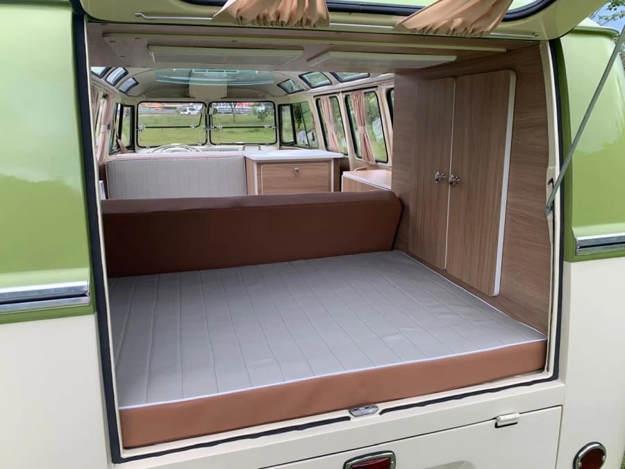 1962 Volkswagen Split-Window Bus - Image 14 of 31