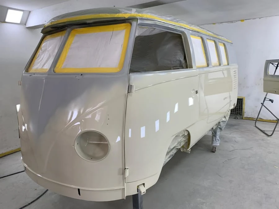 1962 Volkswagen Split-Window Bus - Image 20 of 31