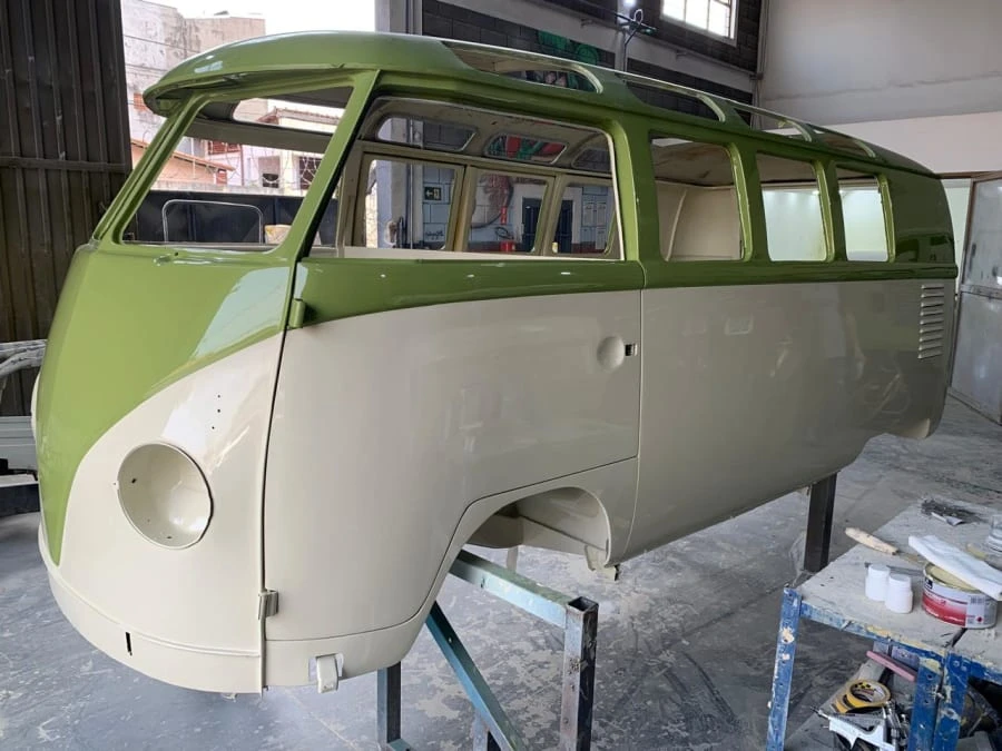 1962 Volkswagen Split-Window Bus - Image 25 of 31
