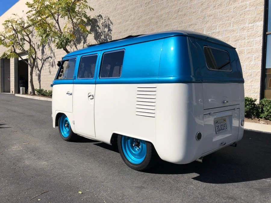 1962 Volkswagen Split-Window Bus - Image 3 of 9