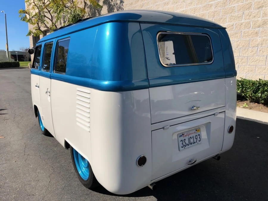 1962 Volkswagen Split-Window Bus - Image 9 of 9