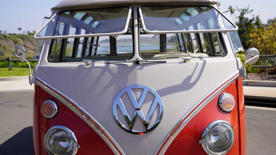 1962 Volkswagen Split-Window Bus - Image 15 of 31