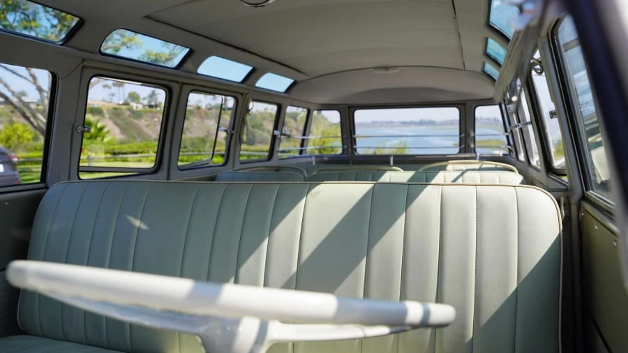 1962 Volkswagen Split-Window Bus - Image 6 of 31