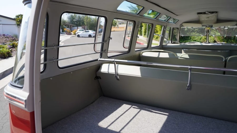 1962 Volkswagen Split-Window Bus - Image 20 of 31