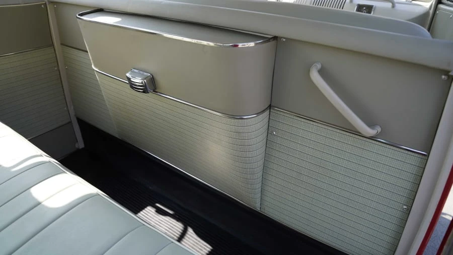1962 Volkswagen Split-Window Bus - Image 26 of 31