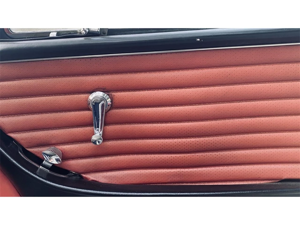 1962 Volvo P1800 - Image 16 of 31