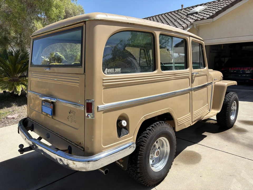 1962 Willys Jeep Wagon - Image 9 of 31