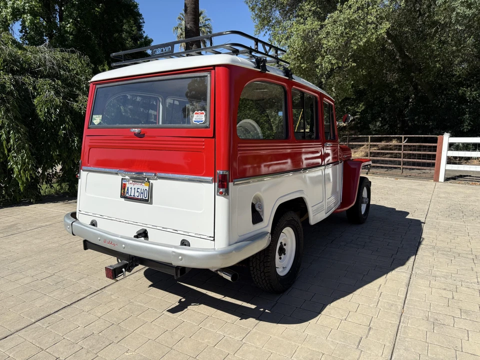 1962 Willys Jeep Wagon - Image 9 of 31