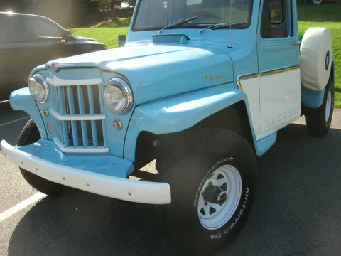 1962 Willys-Overland Jeep Truck