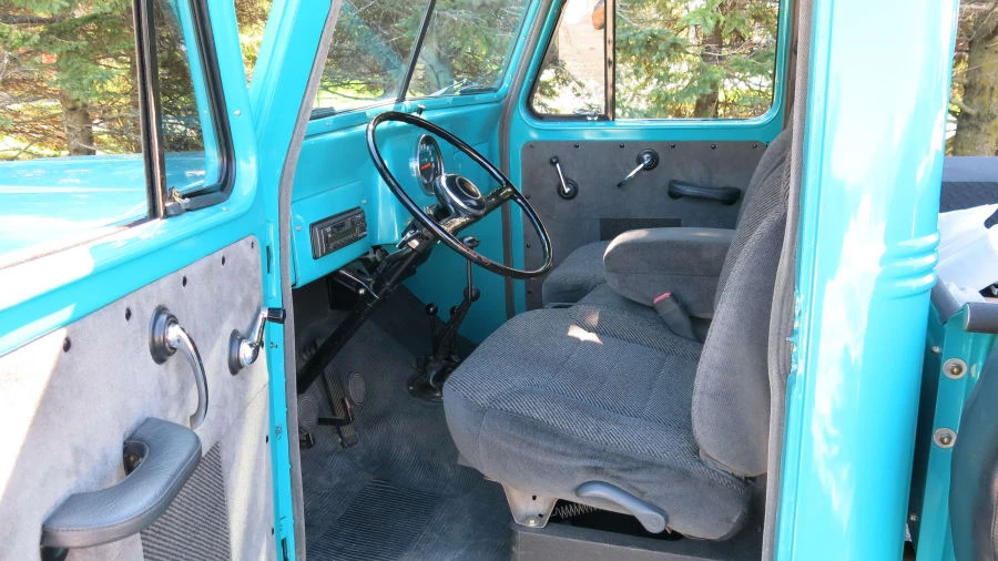 1962 Willys Pickup - Image 5 of 12